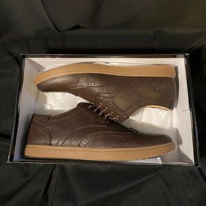 ***LIKE NEW*** Steve Madden Brown Leather Wing Tips